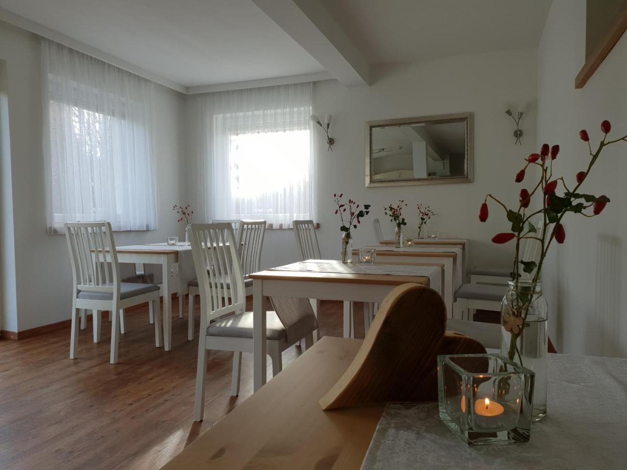 Bed And Breakfast Mittelkaernten Althofen  Exterior foto